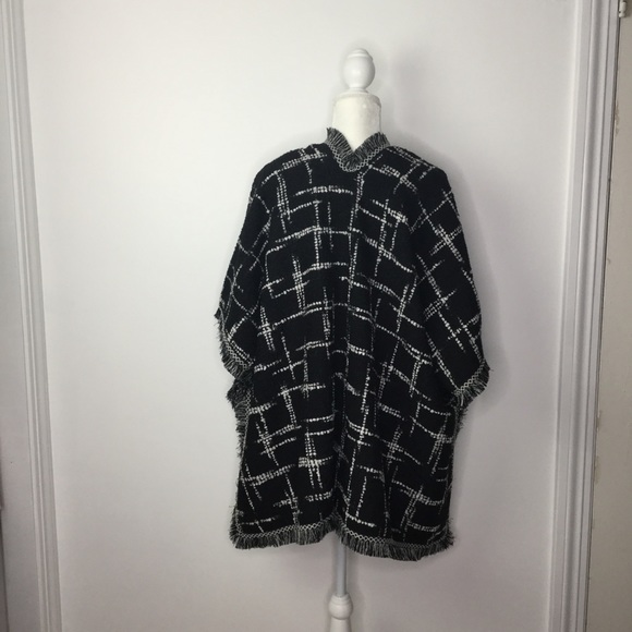 Lulla Ruana Poncho NEW - Picture 3 of 5